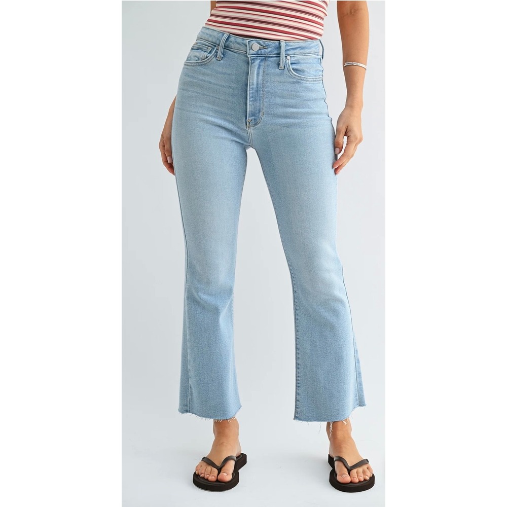 Just Black Denim Women's High Rise Cropped Flare Jeans Light Wash 28 BP370J